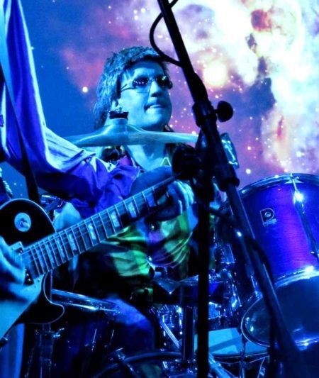 Chris Fielden drummer in 3 Day Week